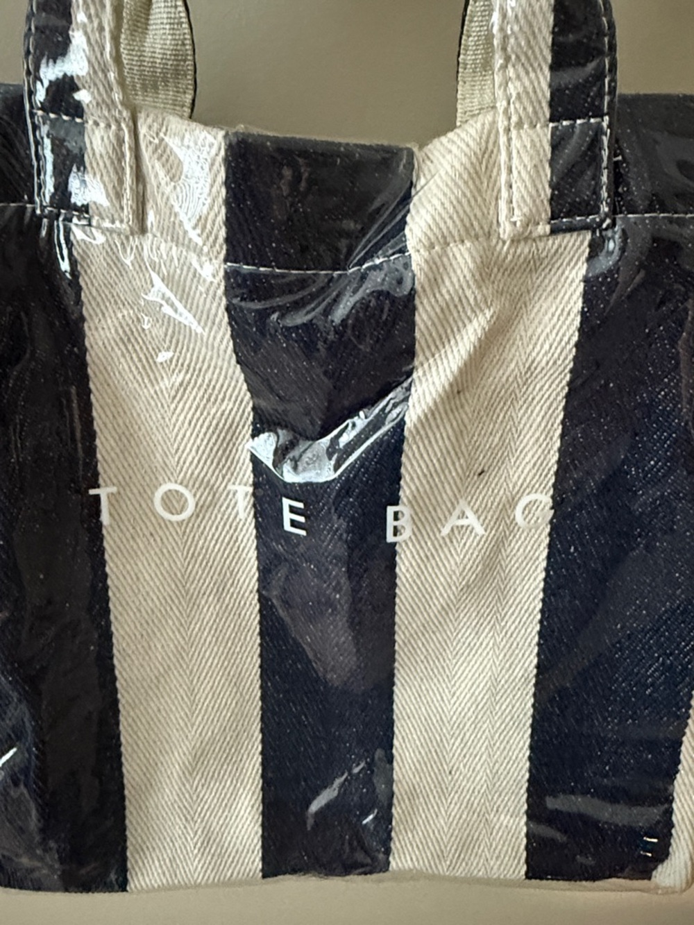 Striped Canvas Tote Bag in Black and beige - Picture 2 of 3